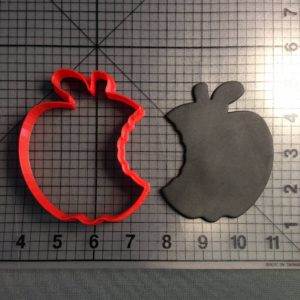 Bitten Apple 100 Cookie Cutter(1)