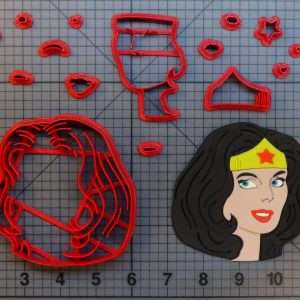 Wonder Woman 266-B230 Cookie Cutter Set