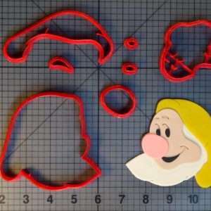 Snow White and the Seven Dwarfs - Sneezy 266-C529 Cookie Cutter Set