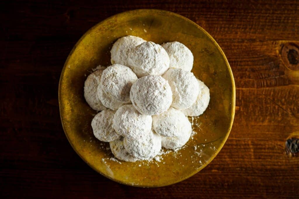 snowboll cookies